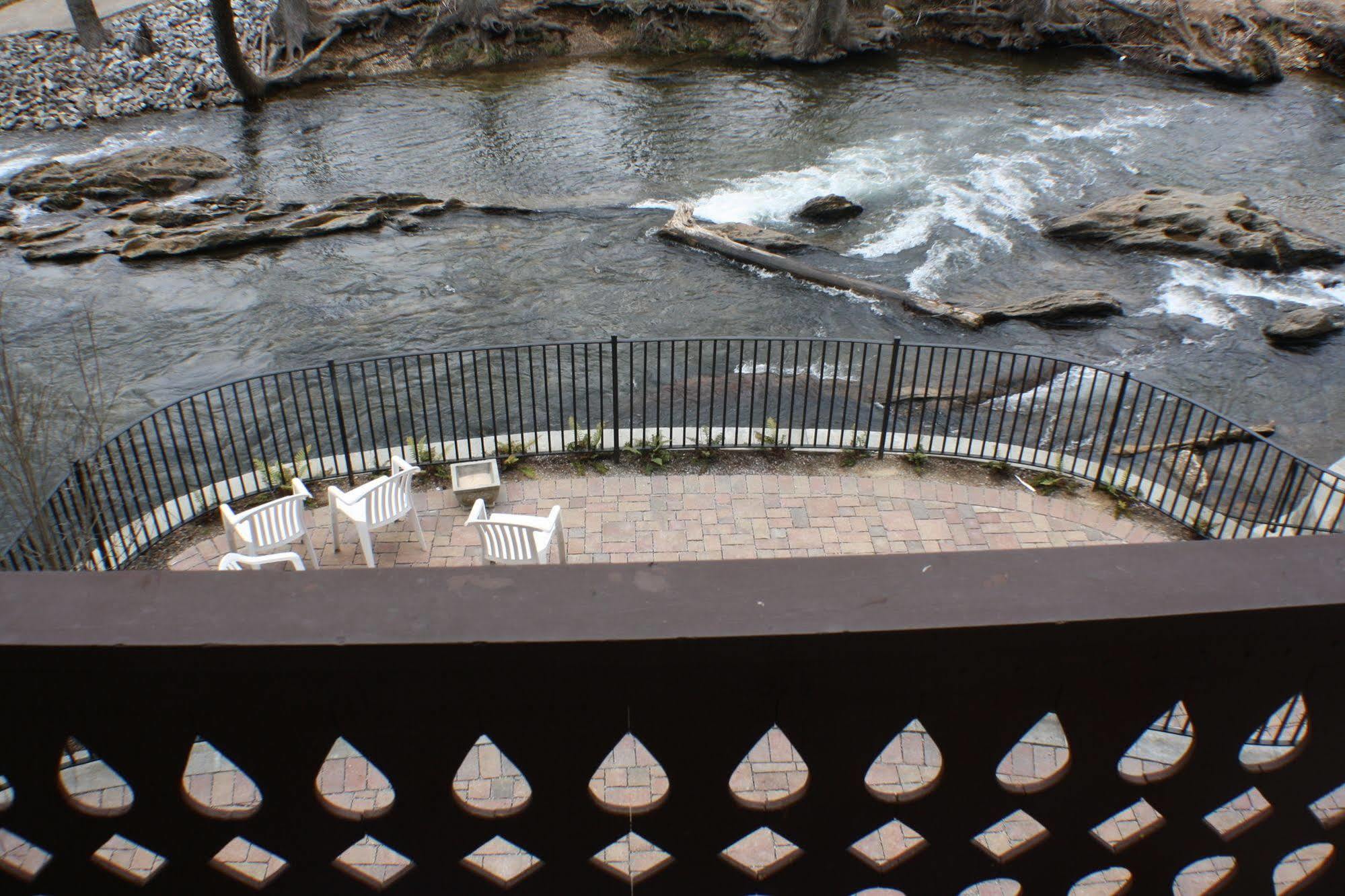 Helendorf River Inn, Suites & Conference Center 외부 사진