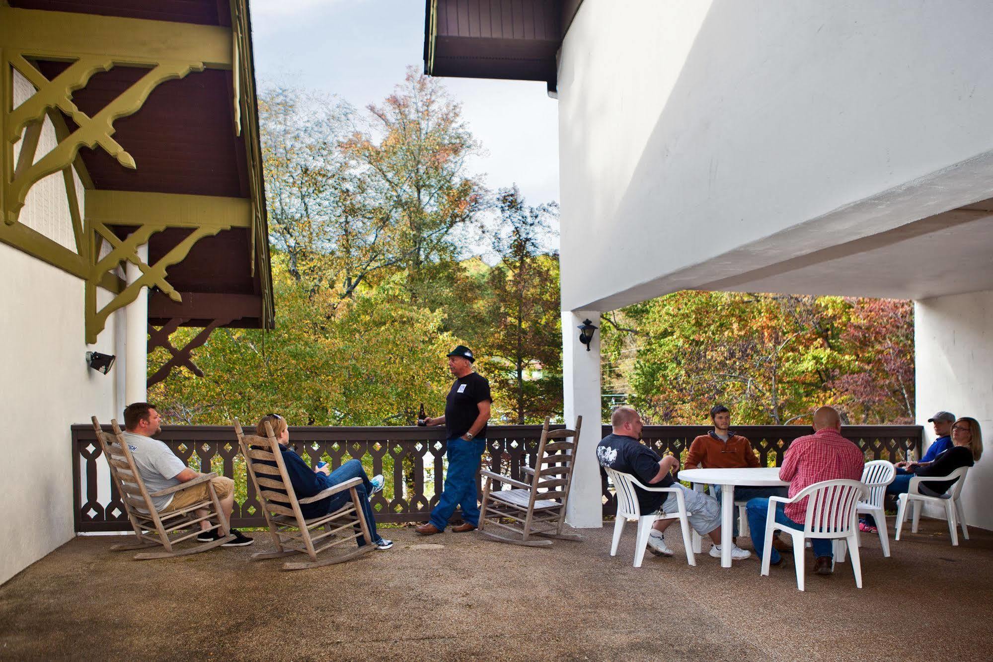 Helendorf River Inn, Suites & Conference Center 외부 사진