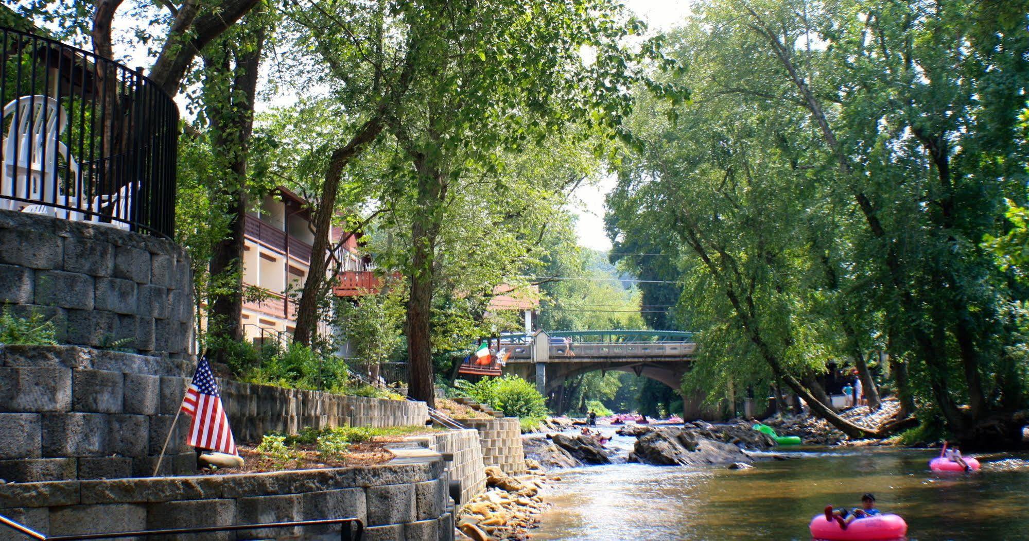 Helendorf River Inn, Suites & Conference Center 외부 사진